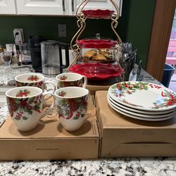 Plates and coffee cups