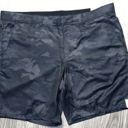 Men's Shorts - NEVER WORN