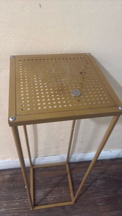 Gold Metal Plant Stand Pedestal