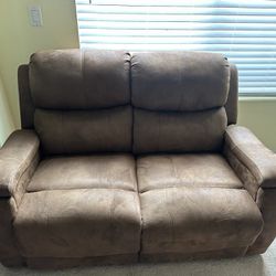 Recliner Loveseat With Cup Holder