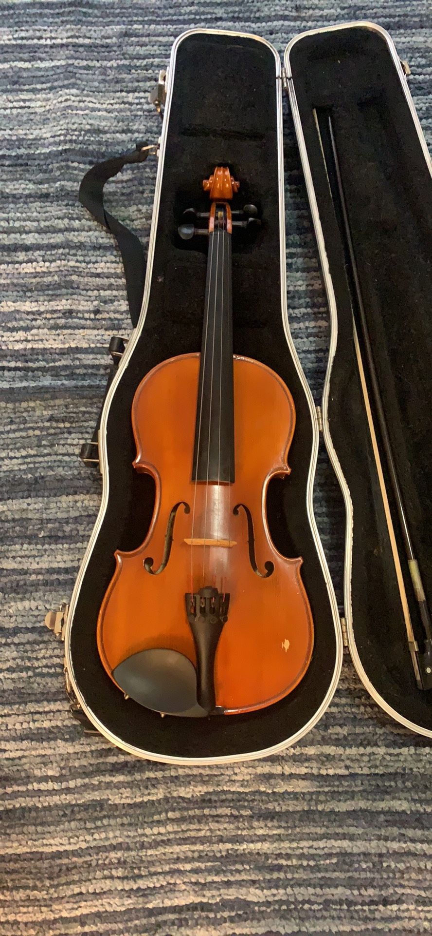 Eastman Strings Full Size Violin