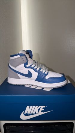 Air jordan 1 true blue 5.5y