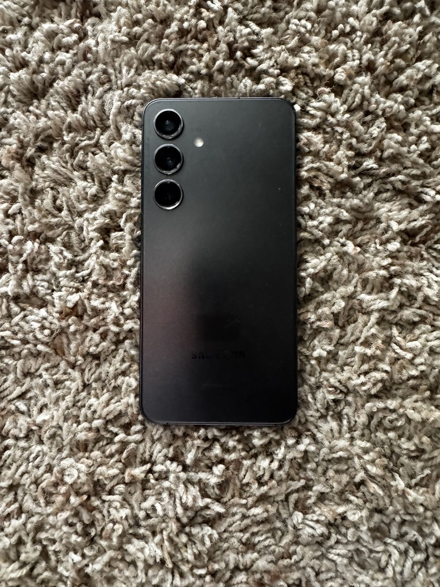 Samsung S24