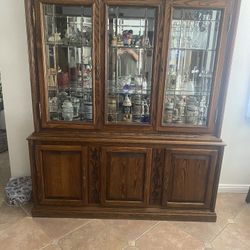 China cabinet 