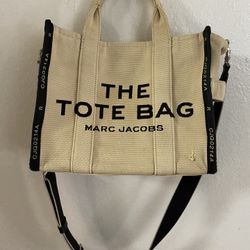 Marc Jacobs The Tote Bag