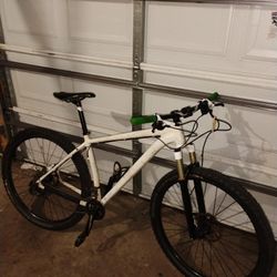 Specialized BIKE