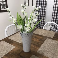 Farmhouse Style Flower Vase 