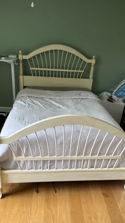 Ethan Allen Full-size Bedroom Set