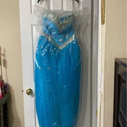 Quinceñera Dress