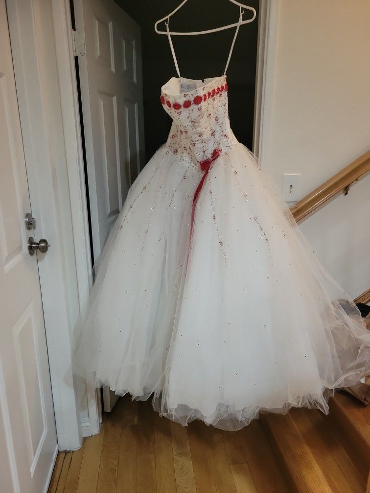 White Tulle Quinceanera Dress