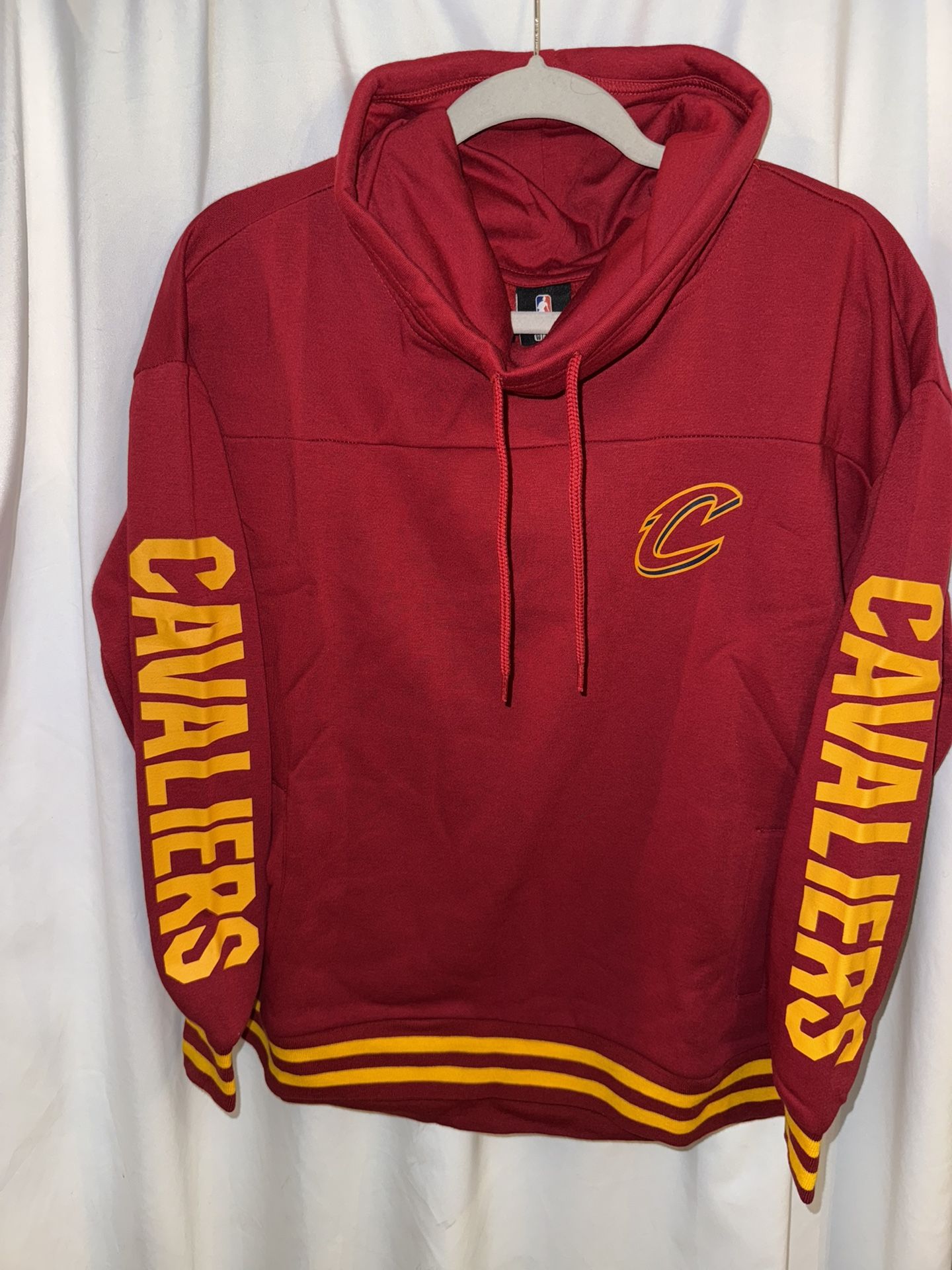 BNWT Women’s Cowl Neck Sweatshirt, Cavaliers, Size Medium.