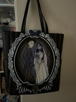 Lounge fly corpse bride