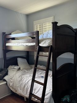 Bunkbend and dresser - Cafekid