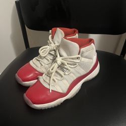 Jordan 11 Cherry