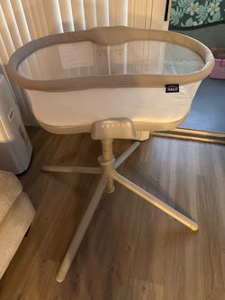 Halo bassinet