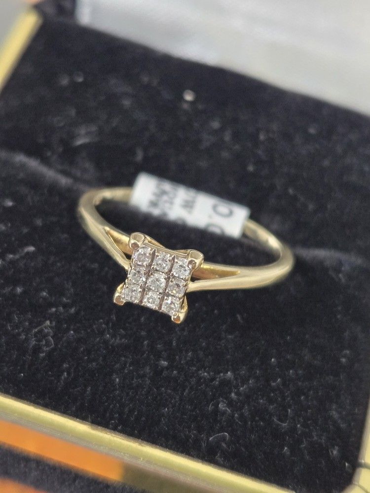Square Diamond Ring 10kt