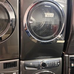 Electrolux Washer And Electric Dryer 