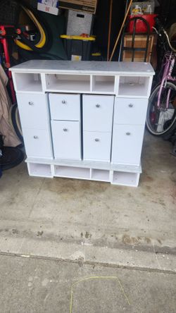 Manicure station marble top and pull out drawers