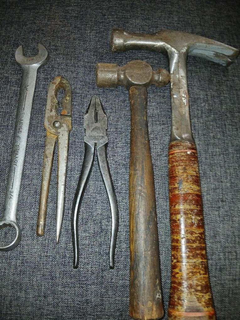 Antique  Tools 