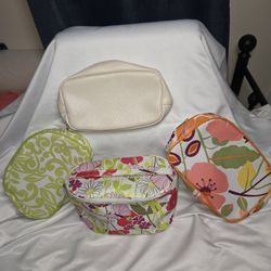 Cosmetics Bags . Clique, Landcome