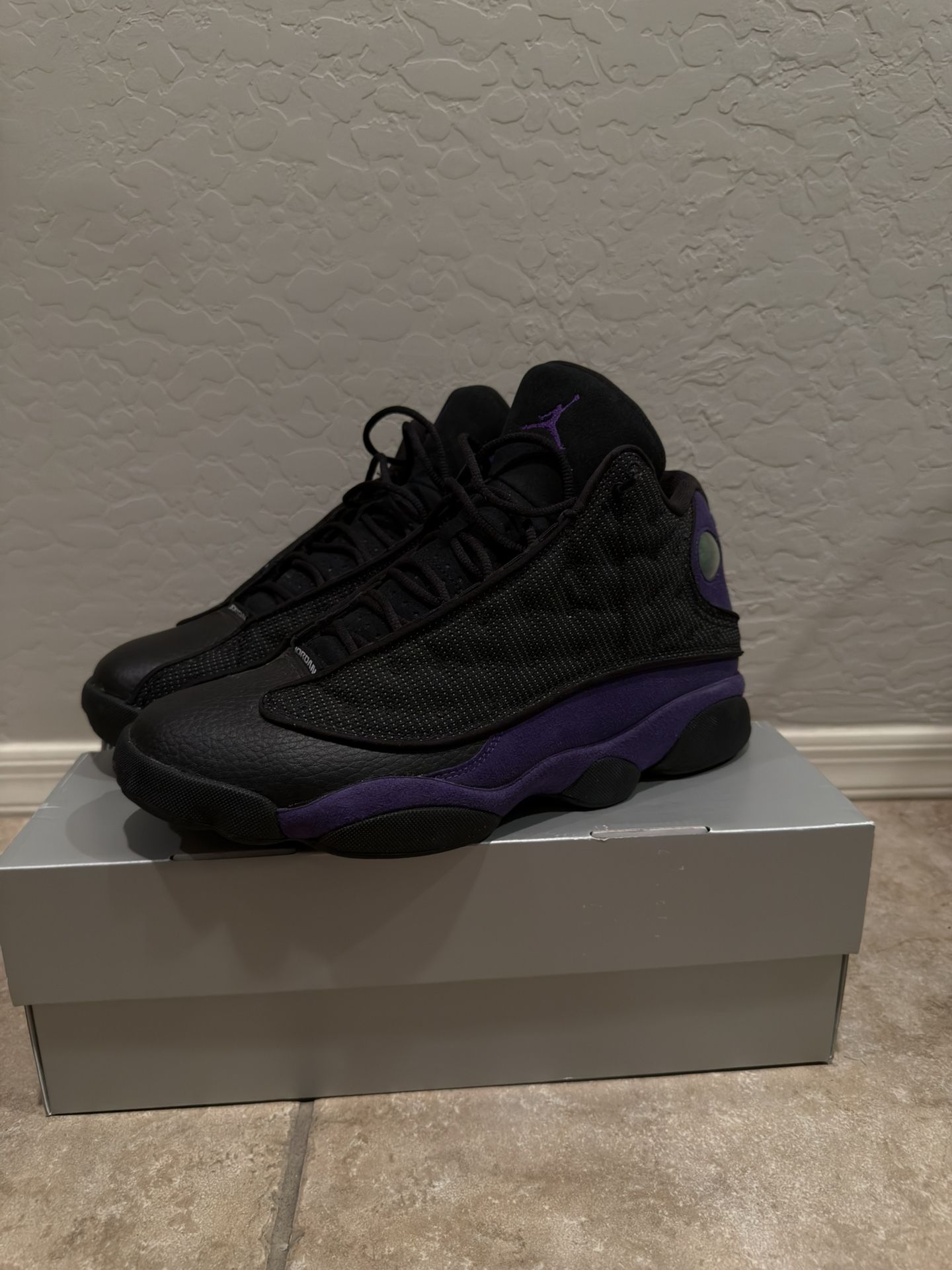 Jordan 13 “court purple” size 11