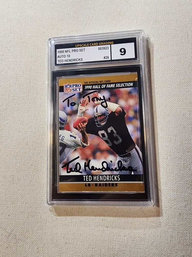 Ted Hendricks autographed football card (Raiders) 1990 Pro Set #26 UCG 10 GEM MT