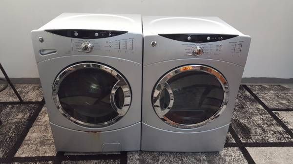 GE Heavy Duty Extra Large Capacity Front Load Washer and Dryer Set