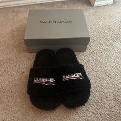 Balenciaga slides
