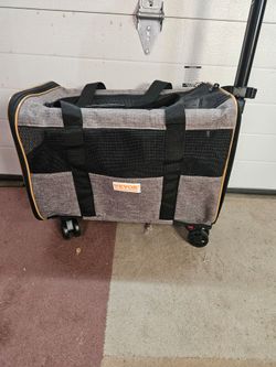 Pet carrier