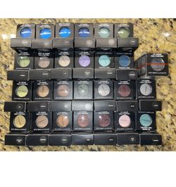 Mac Makeup at discounted price.