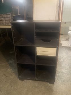Storage Shelf Unit