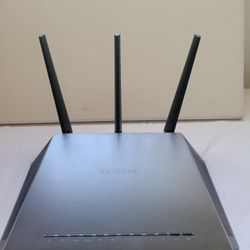 NETGEAR - Nighthawk R7000 AC1900 WiFi Router - Black