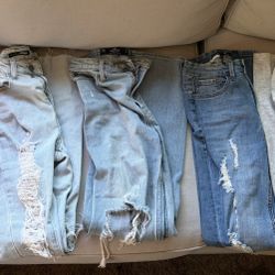 Girl Clothes  ( Jeans,Hoodies, T Shirt ) 