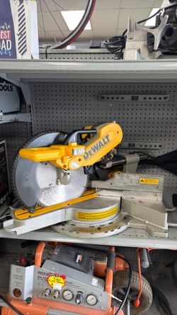DeWalt DWS780 is a 12-inch double-bevel sliding compound miter saw.