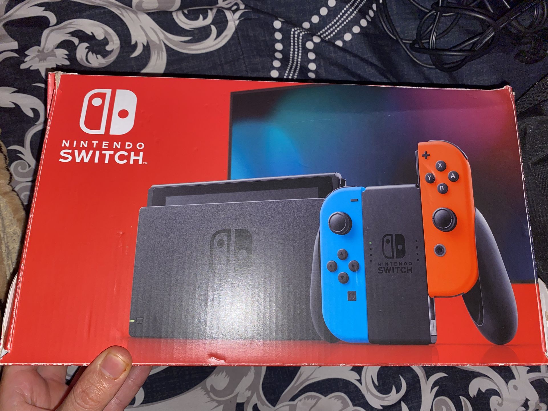 Nintendo Switch V2 (Does Not Dock) 