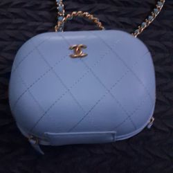 Lady's Chanel Fsncy Pirsw
