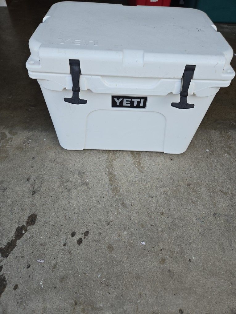Yeti Cooler