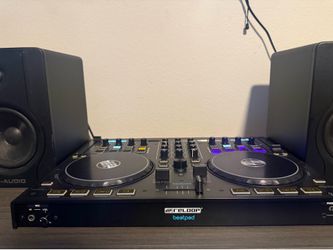 Reloop Beat Pad w/speakers