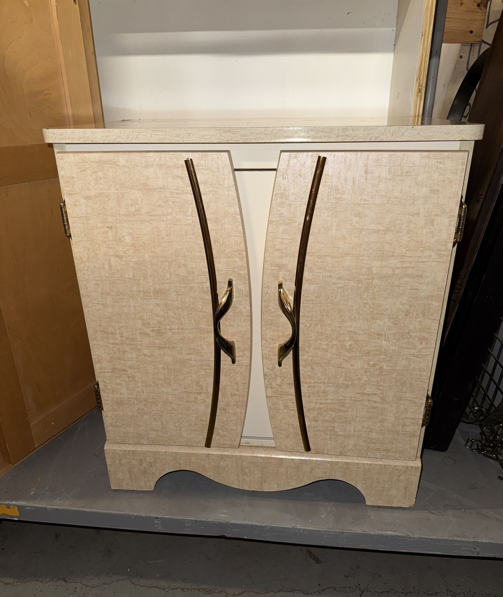 Nightstand/End Table