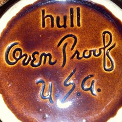 Hull Pottery Brown Drip Crocks Bowl With Handle