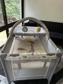 Baby Playpen/crib 