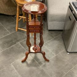 Wood Stand 