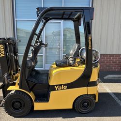 Yale Forklift: 3,000 Lb Rough Terrain 