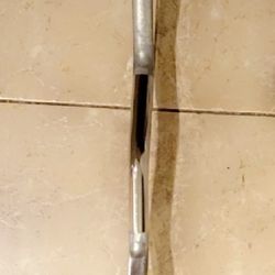 Curl Bar With Attached Weights 60 Lbs I. Both Sides Of Bar 