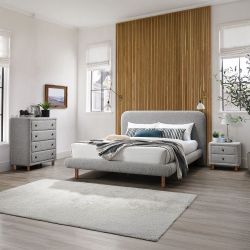 Frame Queen Platform bed, Grey Boucle fabric, New Especial price