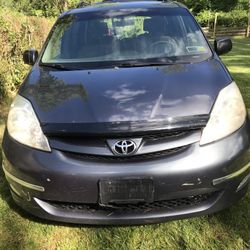 2008 Toyota Sienna