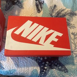 Nike Dunk Championship Reds