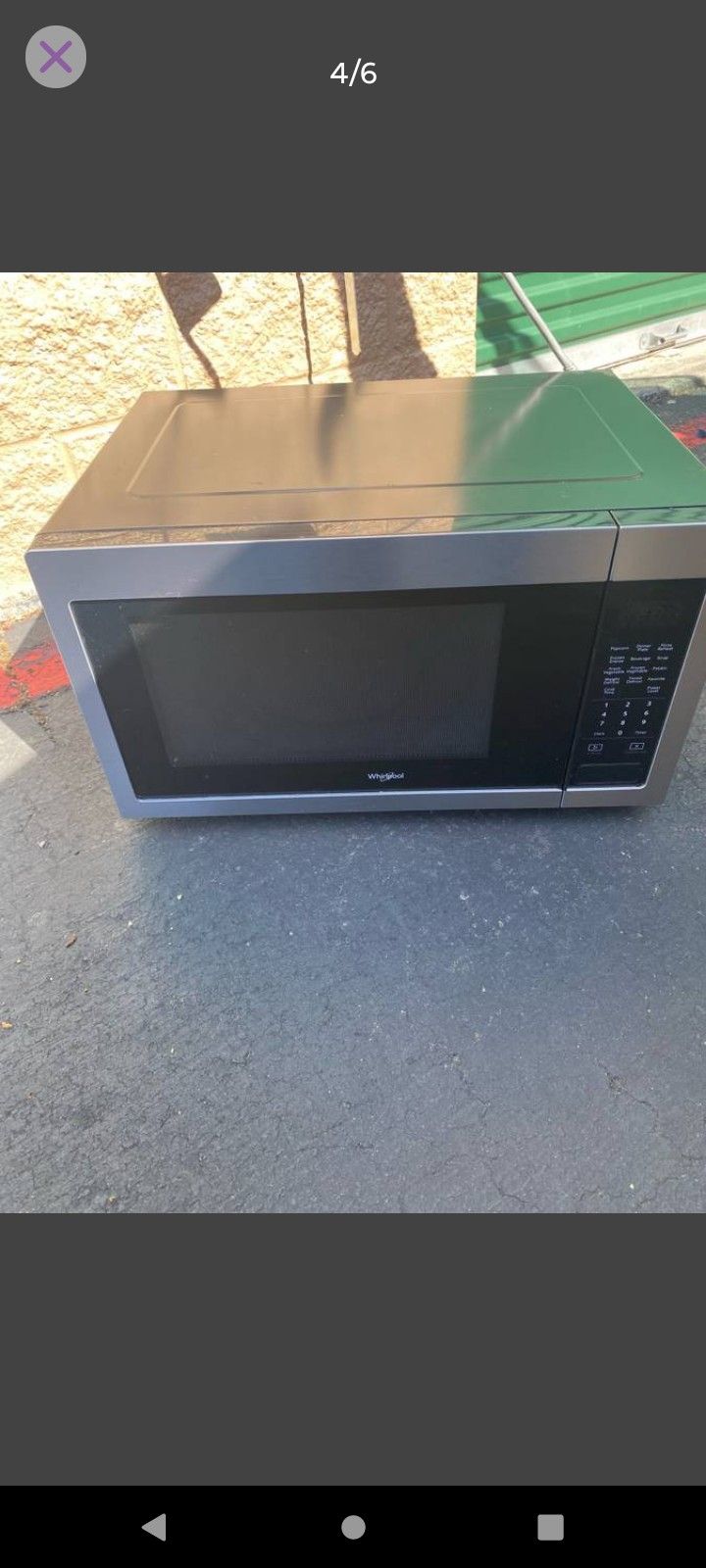 1.6 cu. ft. Countertop Microwave with Sensor Cook,Whirlpool/WMC30516HZ