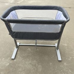 Bedside Adjustable Bassinet 
