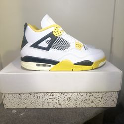 Jordan 4 “Vivid Sulfur”